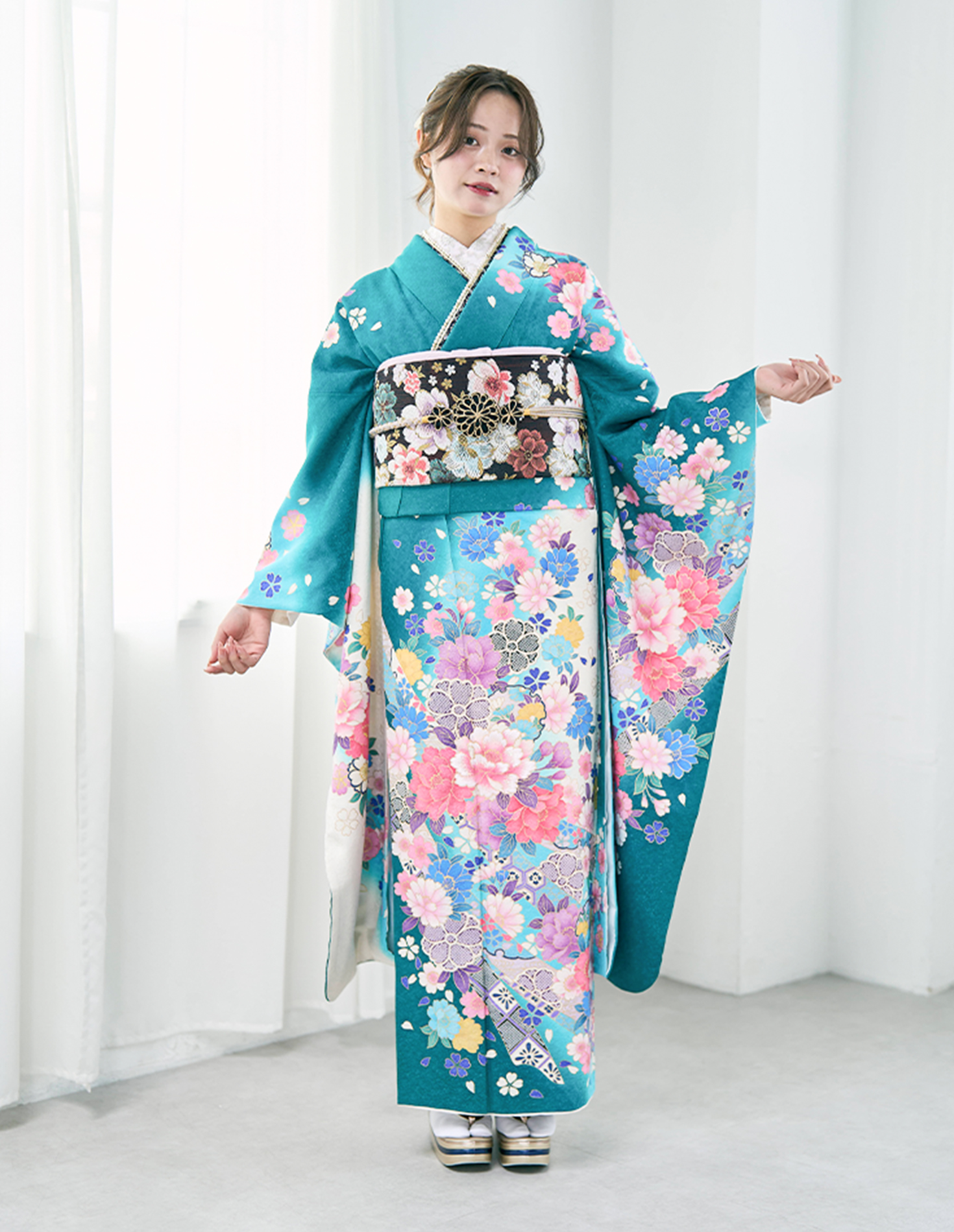 振袖 正統派きれいめ 青色