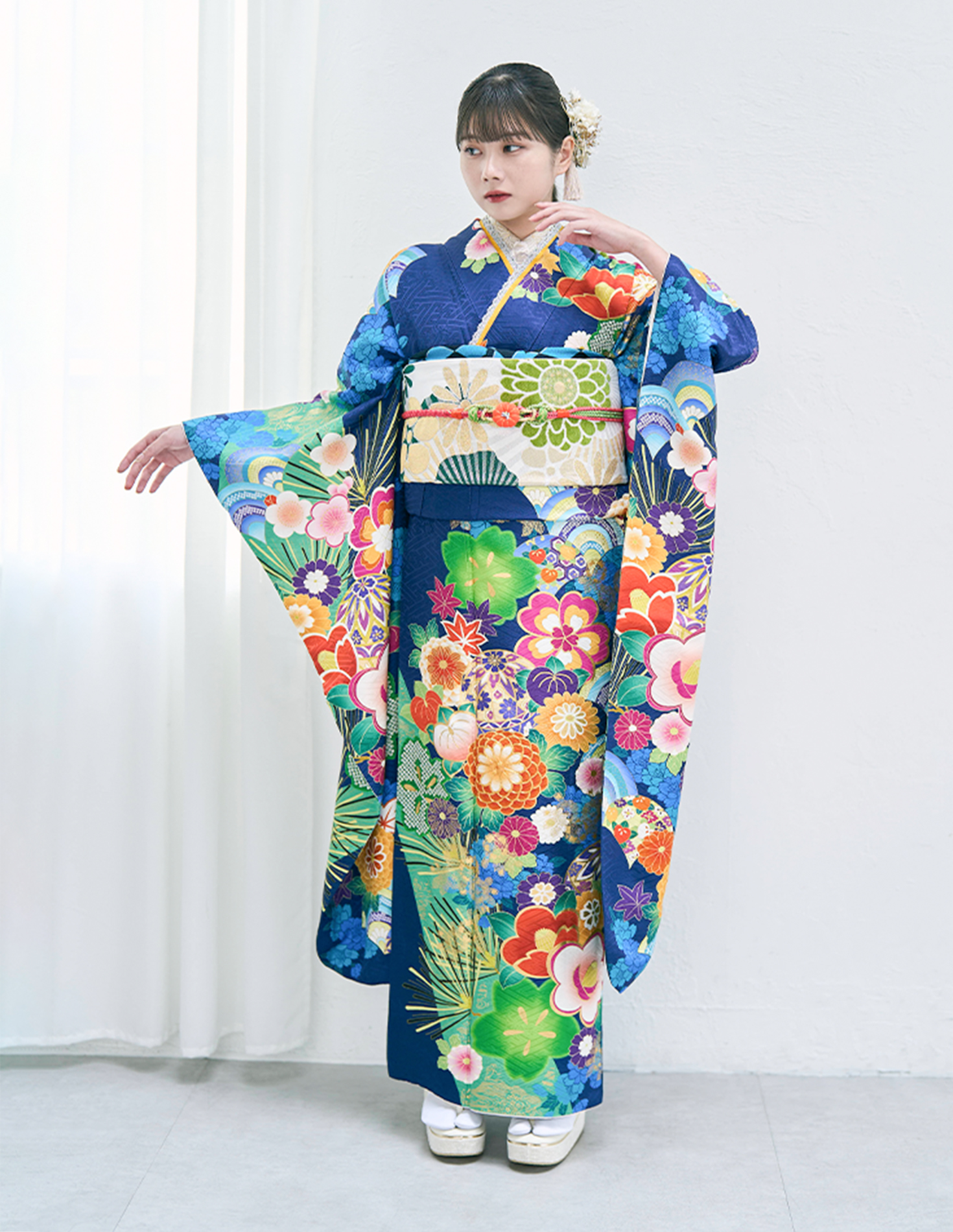 振袖 個性的柄 青色