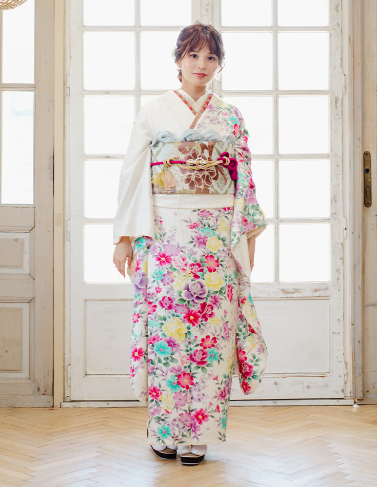 振袖 白色 ガーリー柄