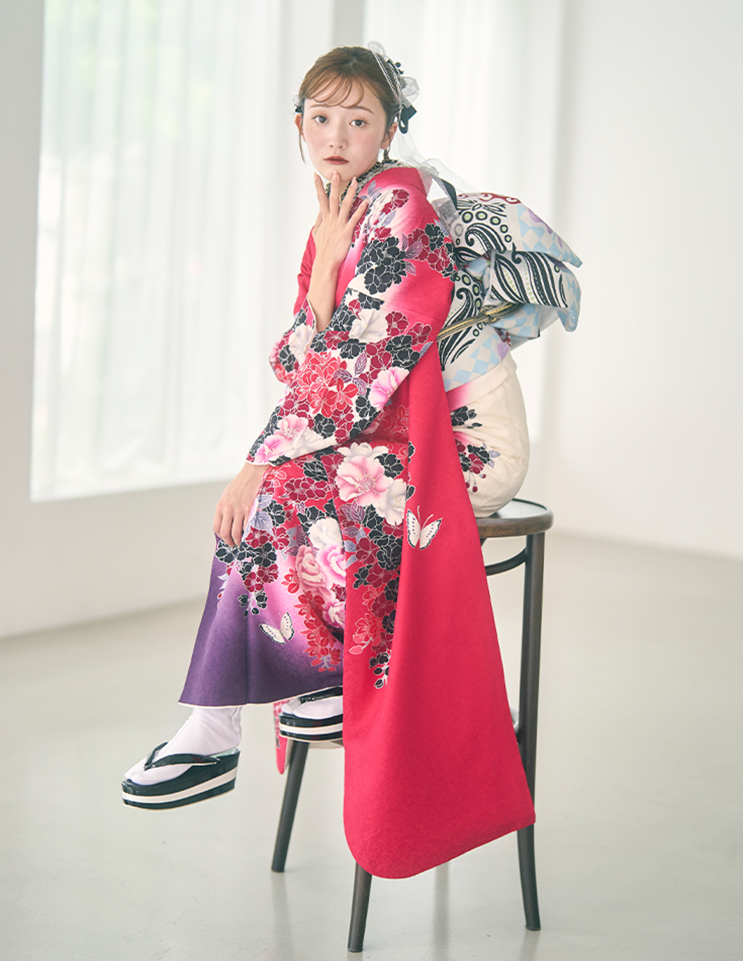 振袖 赤色 個性的柄