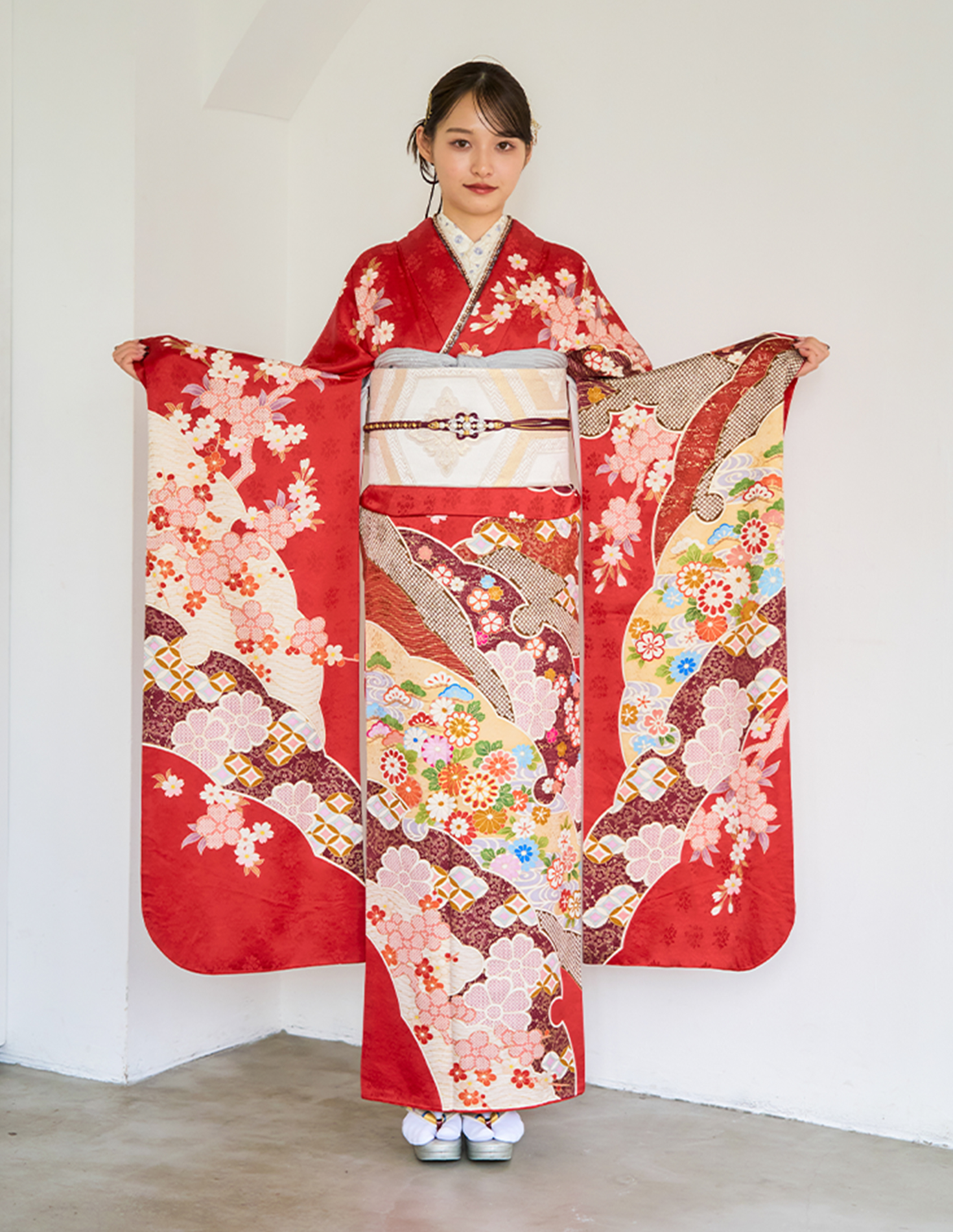 振袖 赤色 古典柄