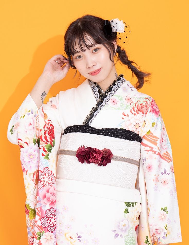 振袖 白色 ガーリー