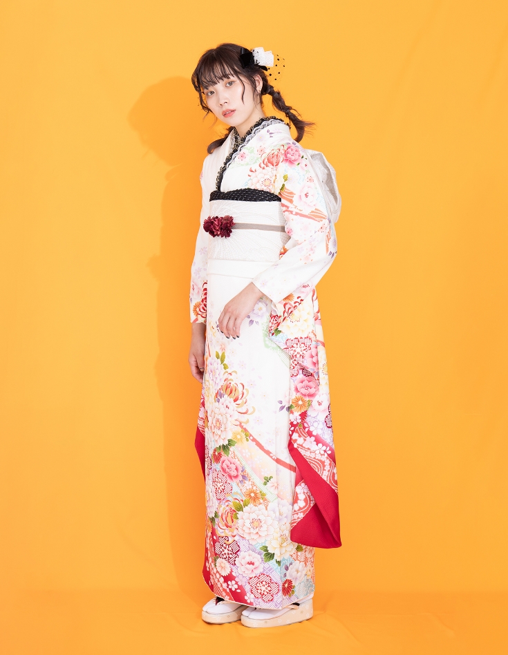 振袖 白色 ガーリー