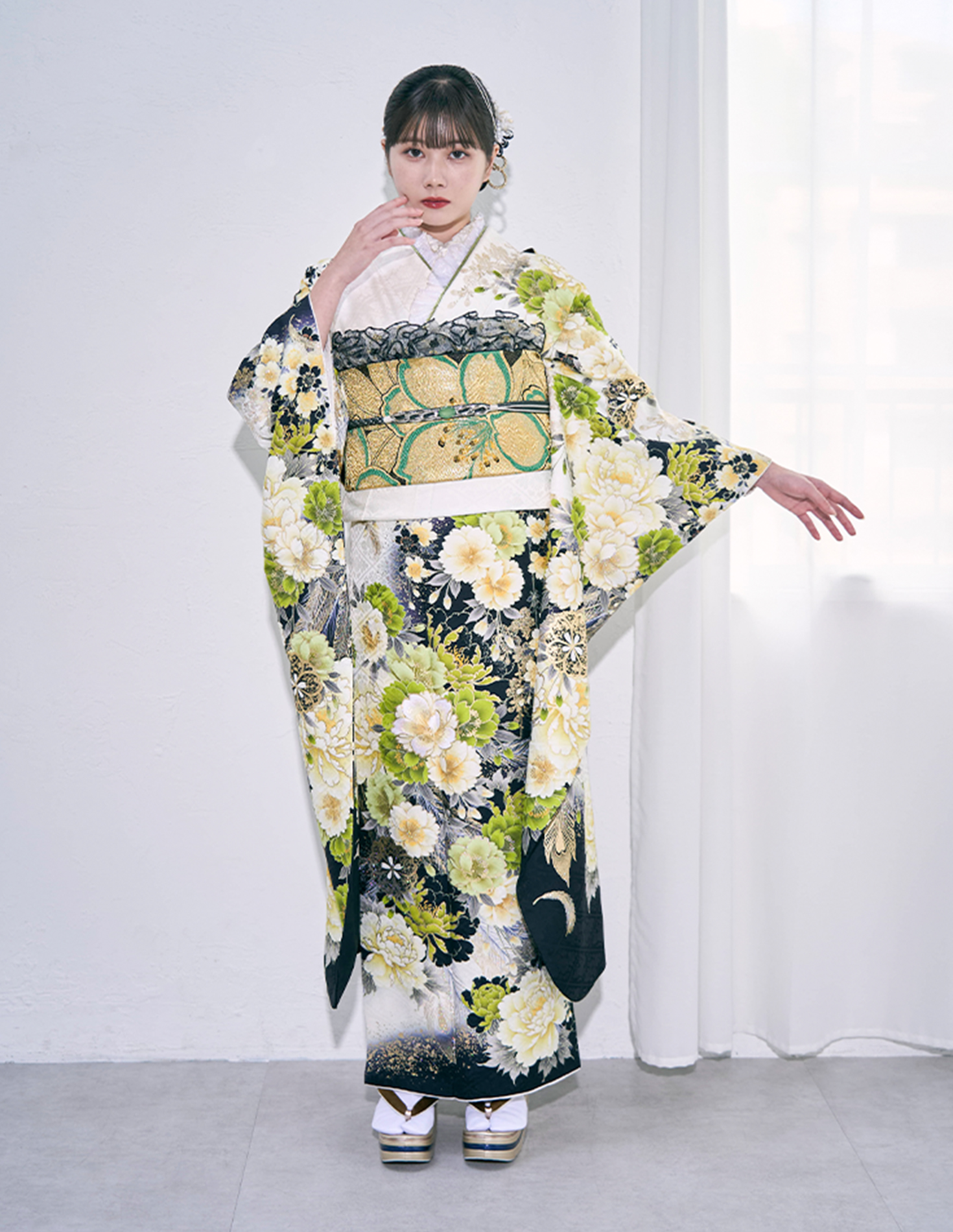 振袖 正統派きれいめ 白色