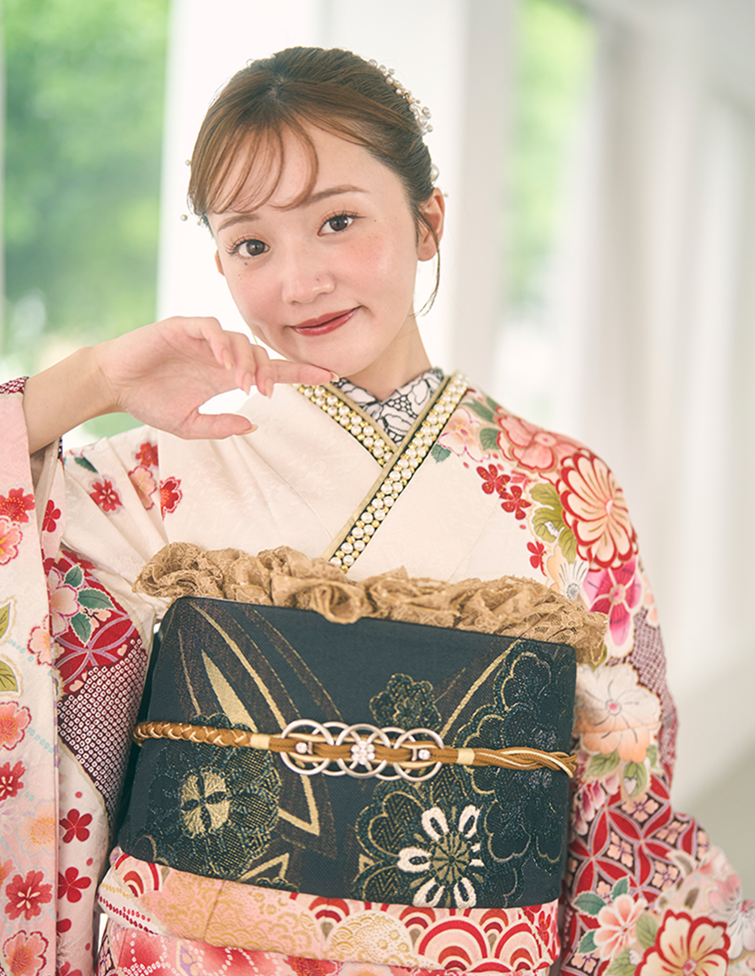 振袖 白色 ガーリー柄