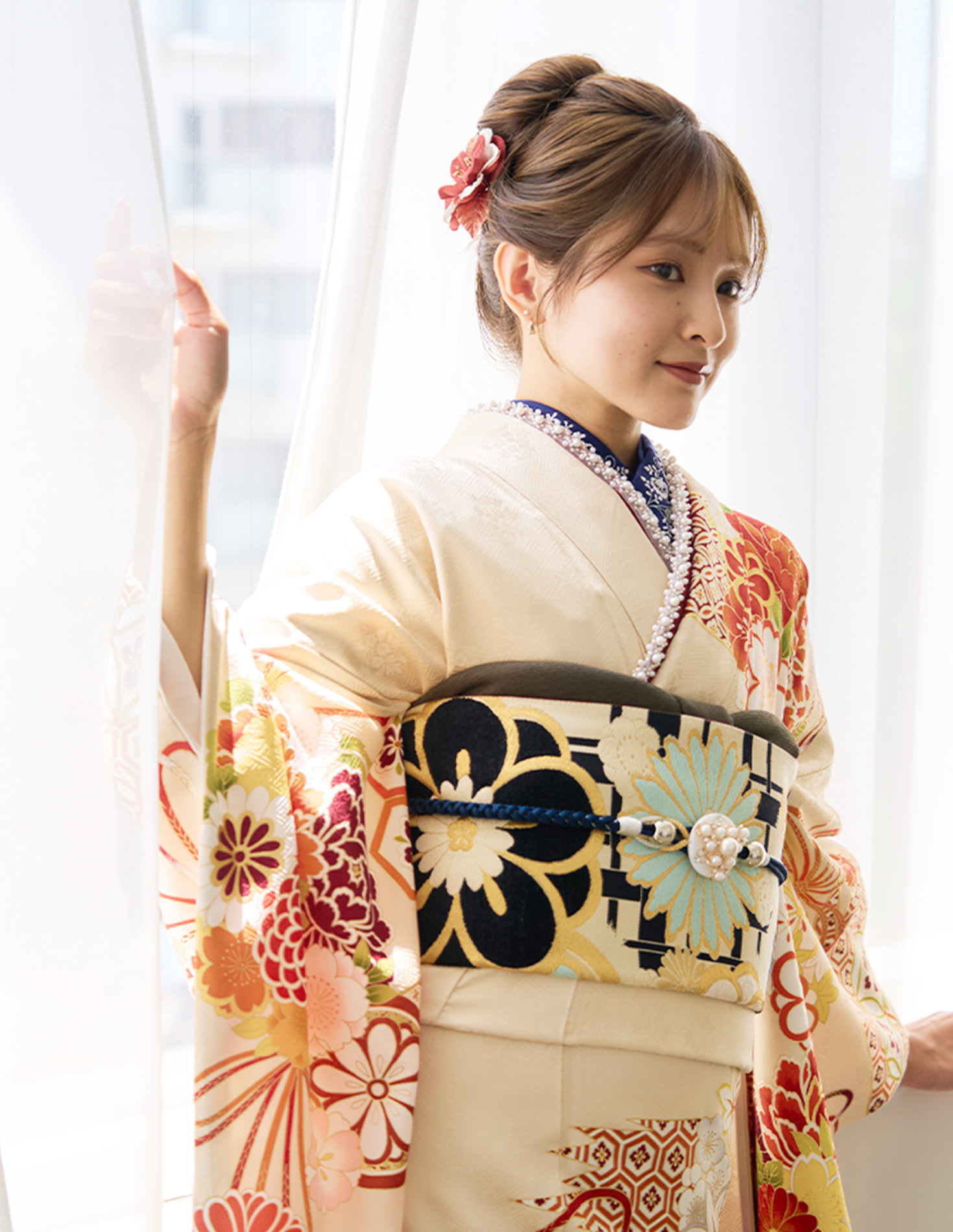 振袖 ベージュ色 古典柄