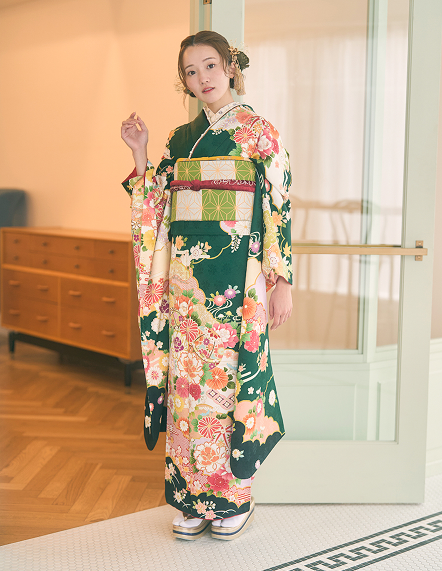 振袖 古典柄 緑色