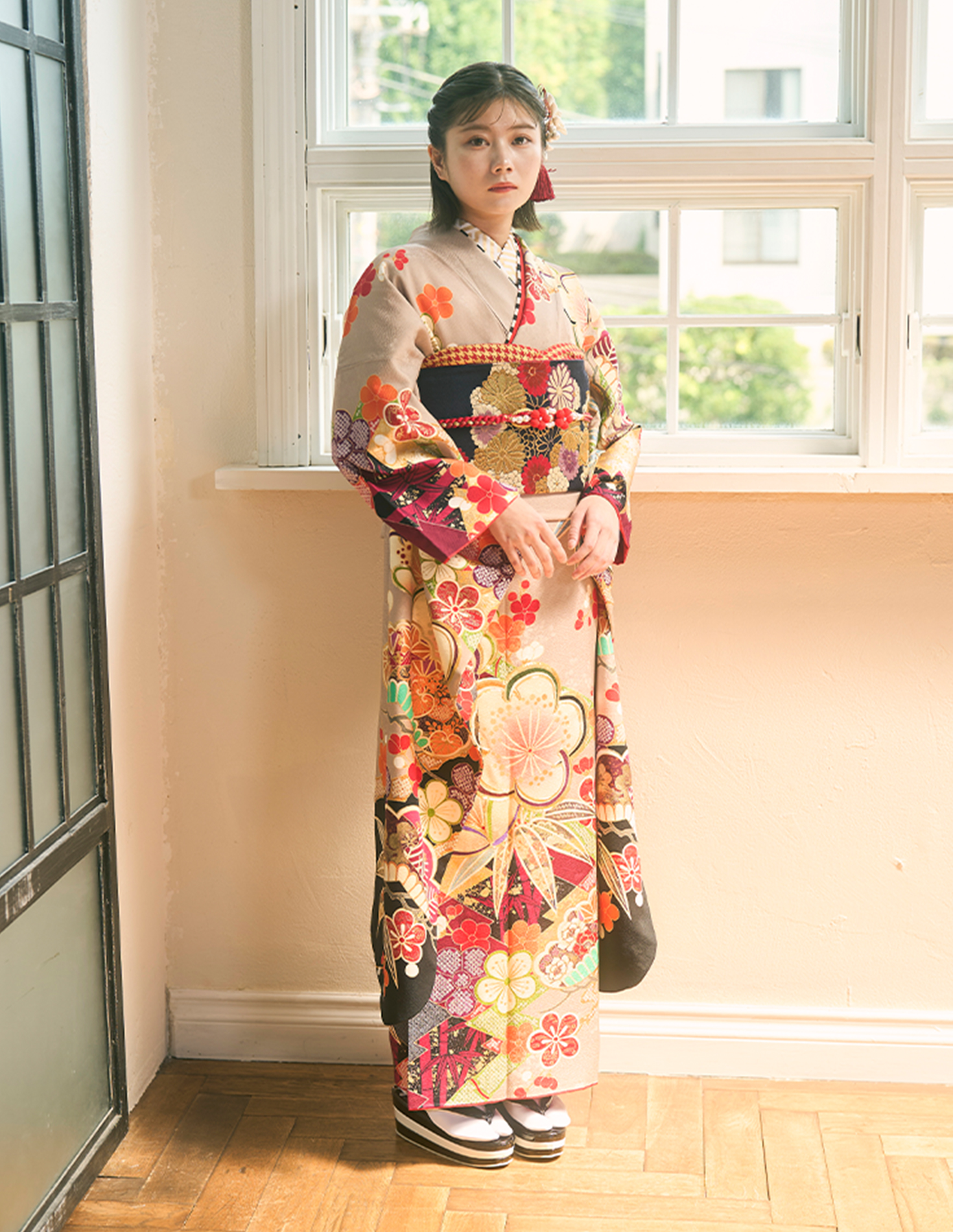 振袖 グレー色 古典柄