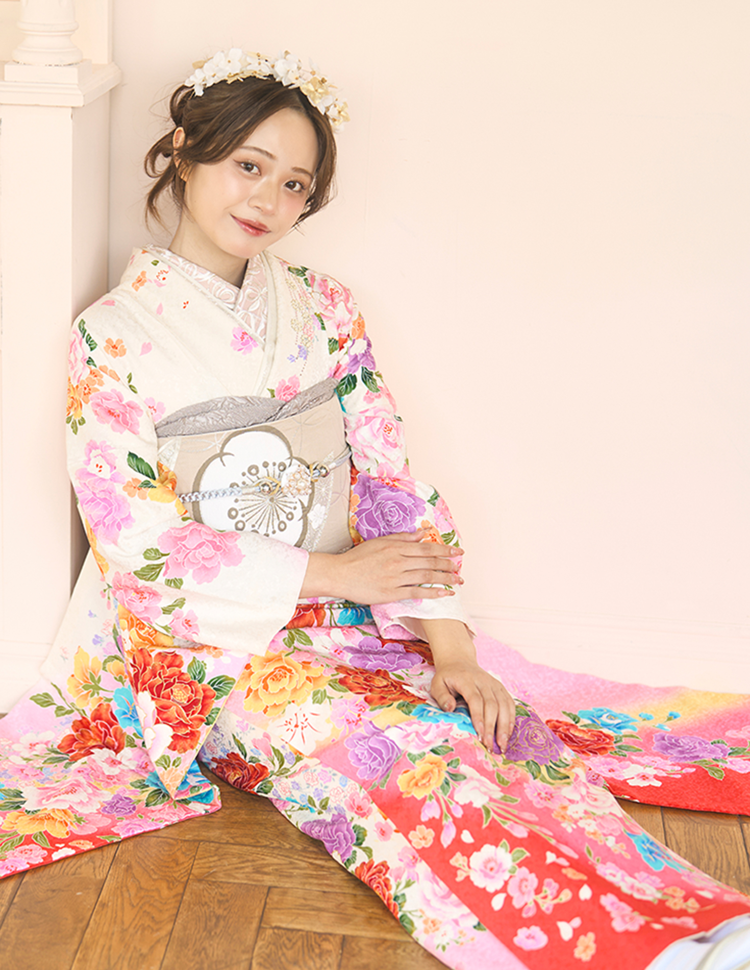 振袖 白色 ガーリー柄