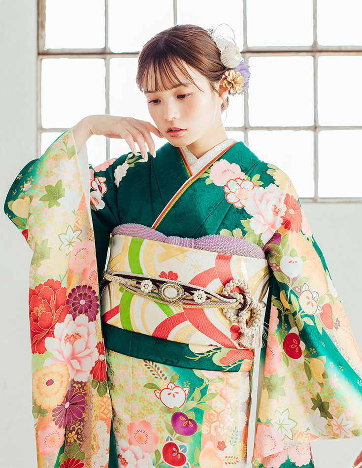 振袖 緑色 ガーリー柄